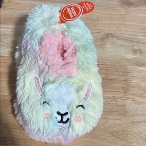 Little Girl Wonder Nation Pastel Llama 🦙 Plush Slippers